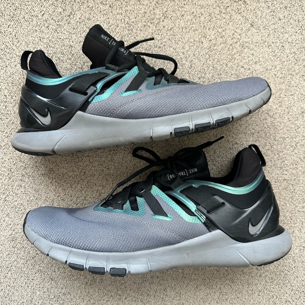 Men’s Nike training shoes